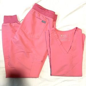 Figs Technical Collection Scrub Set